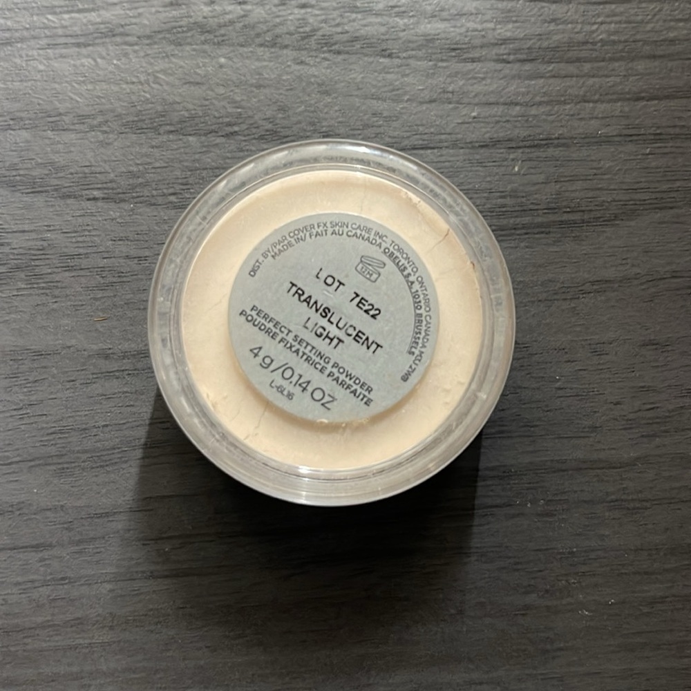 Cover FX Perfect Setting Powder - Picture 3 of 3